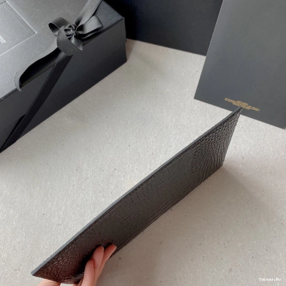 YSL UPTOWN POUCH 0804